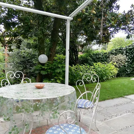 Nel Centro Di Un'oasi Verde * Turin