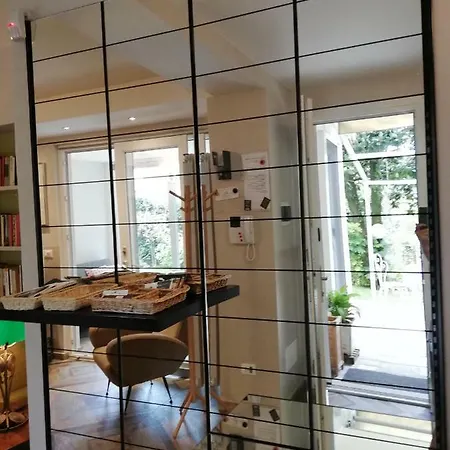 Nel Centro Di Un'oasi Verde アパート トリノ