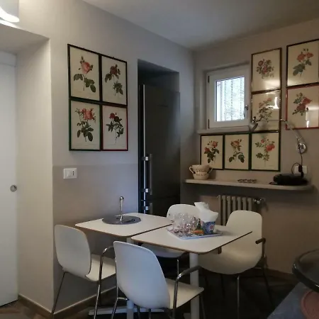 Nel Centro Di Un'oasi Verde Lägenhet *