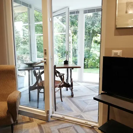 Nel Centro Di Un'oasi Verde Lägenhet *