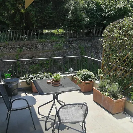 Lägenhet Nel Centro Di Un'oasi Verde