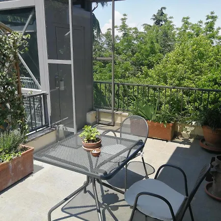 Nel Centro Di Un'oasi Verde Lägenhet *