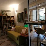 Nel Centro Di Un'oasi Verde Διαμέρισμα