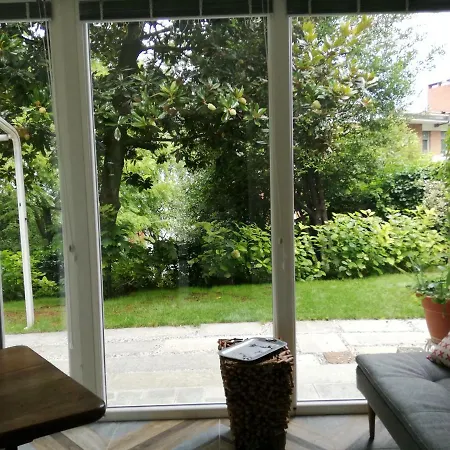 Apartamento Nel Centro Di Un'oasi Verde